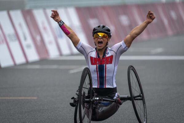 ベストセラー Oksana Masters picks up 2nd gold medal at Tokyo Paralympics その他
